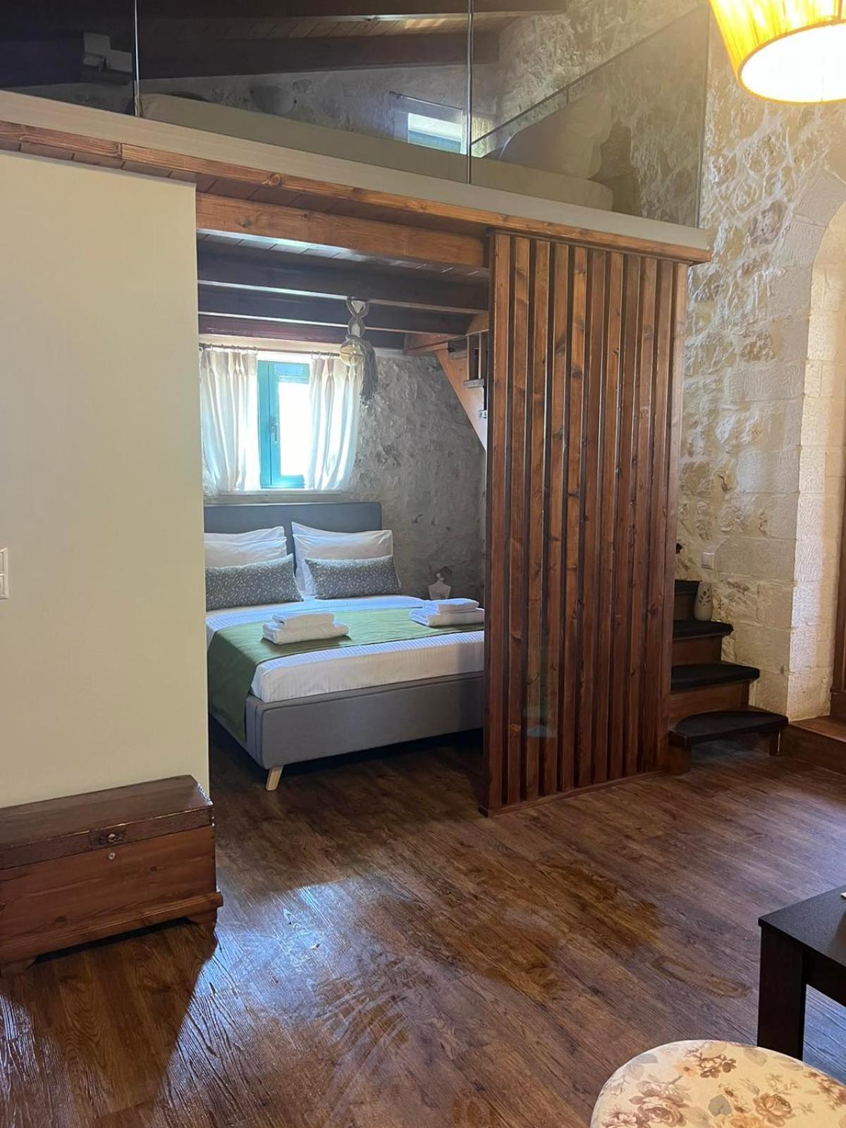 Villa Mouria *